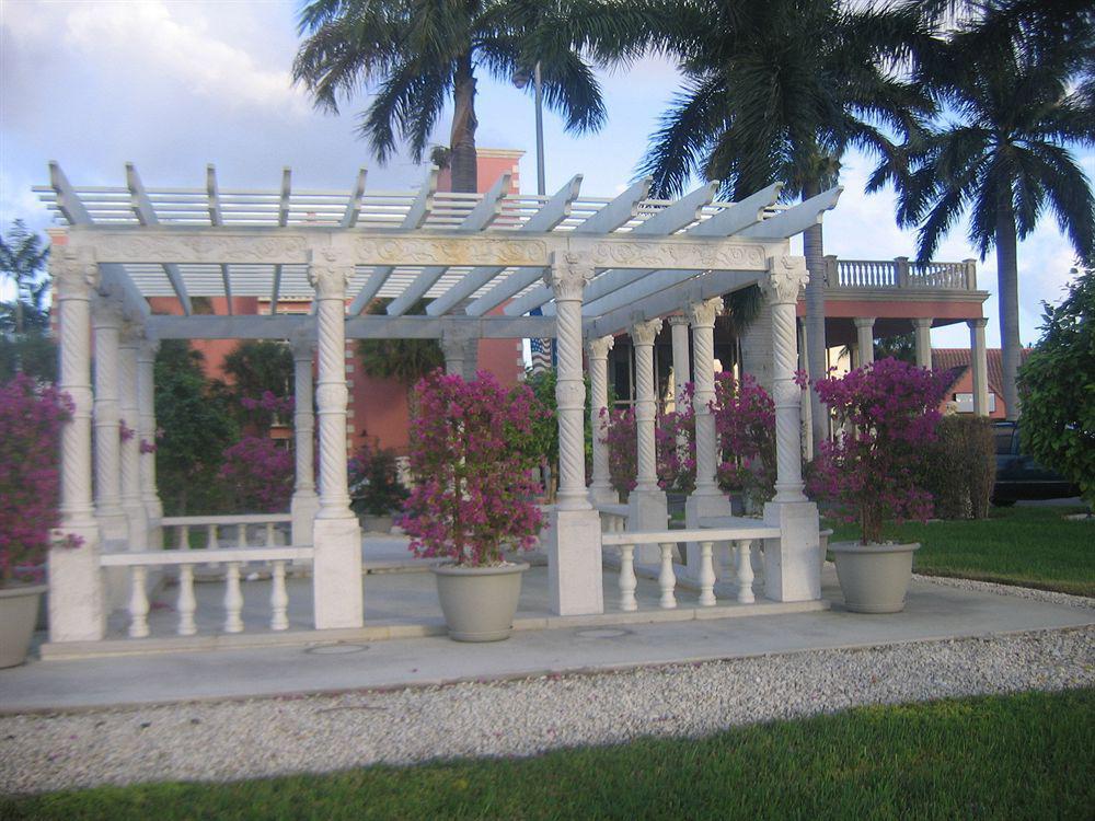 Miami Gardens Inn And Suites (Adults Only) Kültér fotó